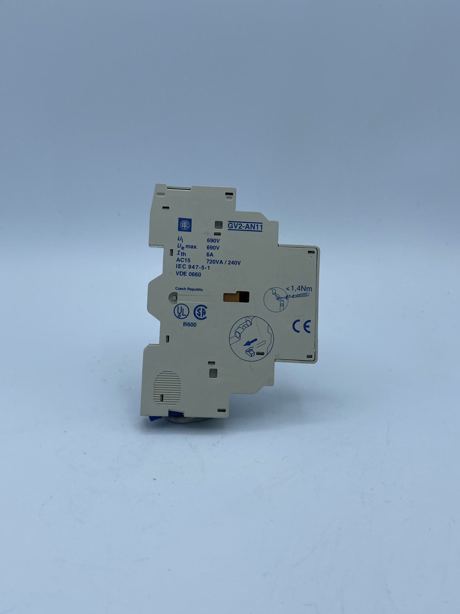thumbnail image 2 of Schneider Telemecanique GV3A01 Side Mount Auxiliary Contact Block | NA+NC | 690V 2 of 6