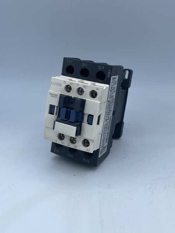 Telemecanique / Schneider LC1D25-F7 Contactor.