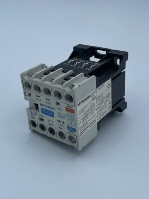 Mitsubishi SD-Q11 DC24V 1A Contactor