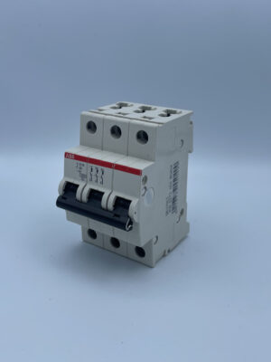 EA2520 ABB 2CDS273001R0404 S203MC40 MCB