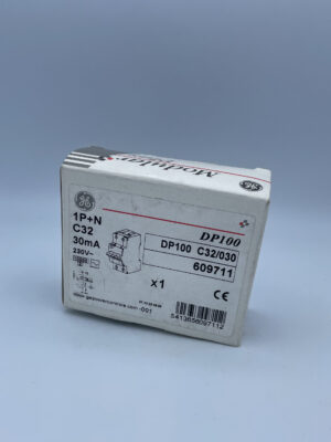 GE General Electric DP100 C32/030 RCBO Circuit Breaker