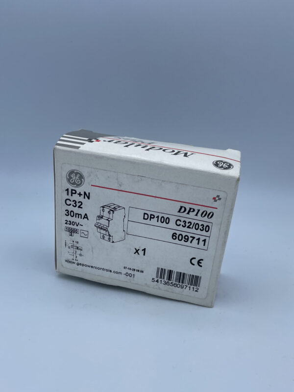 GE General Electric DP100 C32/030 RCBO Circuit Breaker